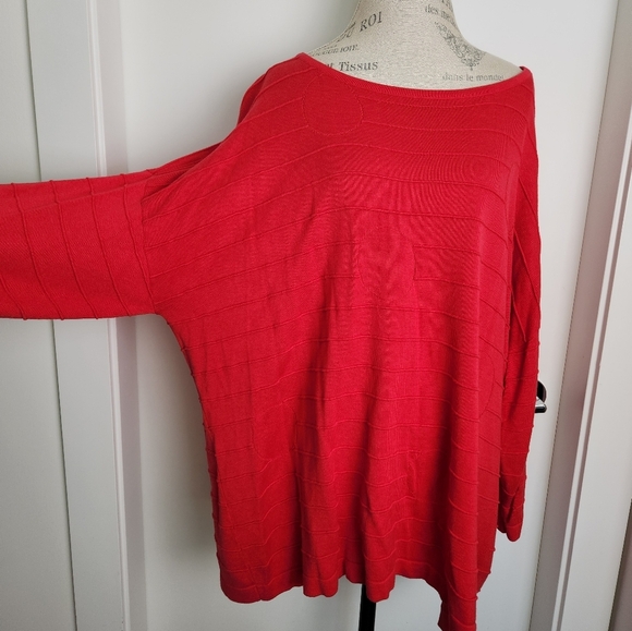 Geometric Knit Sweater Top - Picture 3 of 10